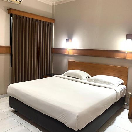 Hotel Caravan Jakarta Buitenkant foto