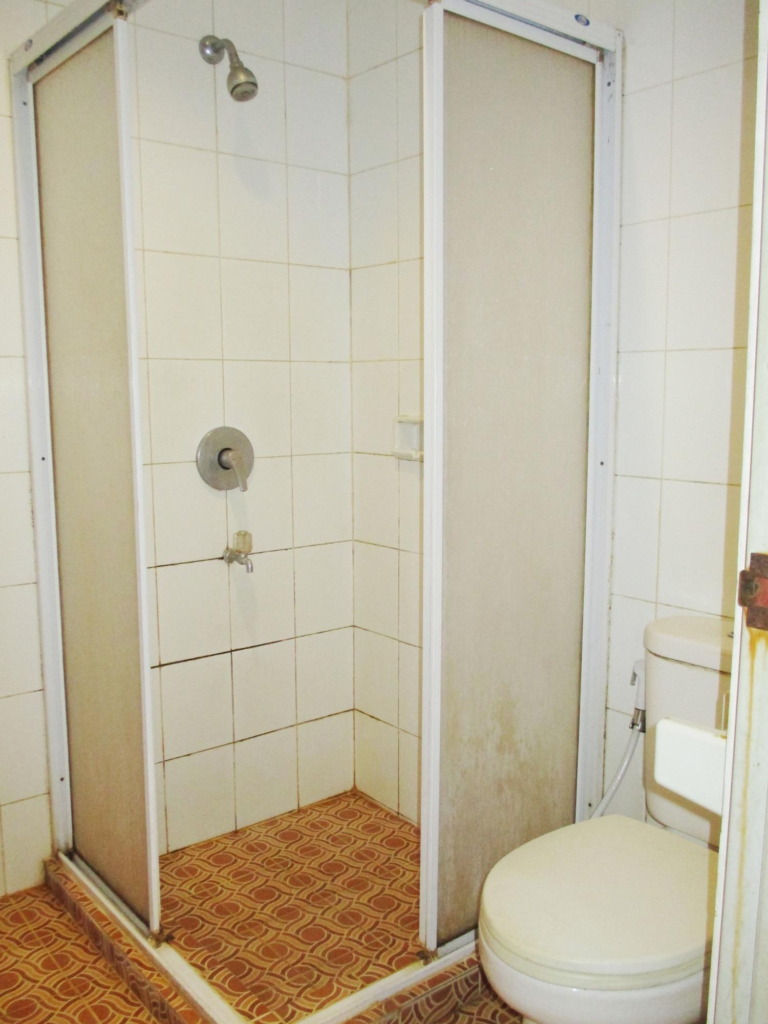Hotel Caravan Jakarta Buitenkant foto