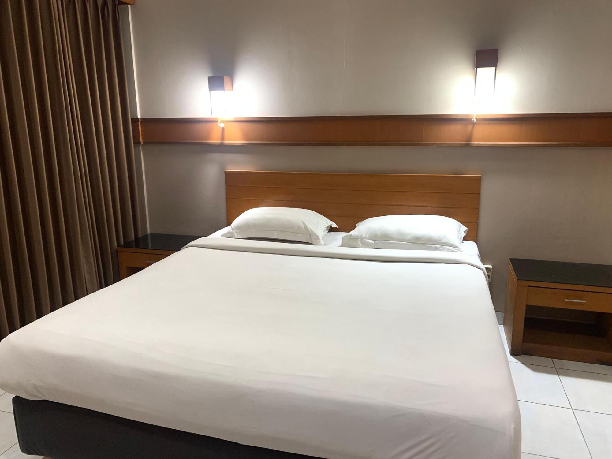 Hotel Caravan Jakarta Buitenkant foto