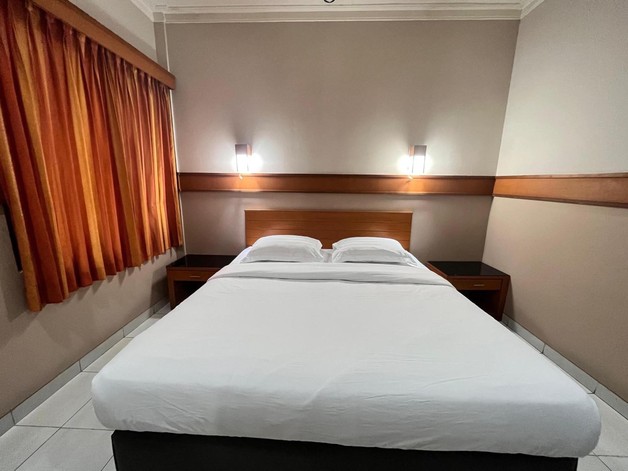 Hotel Caravan Jakarta Buitenkant foto
