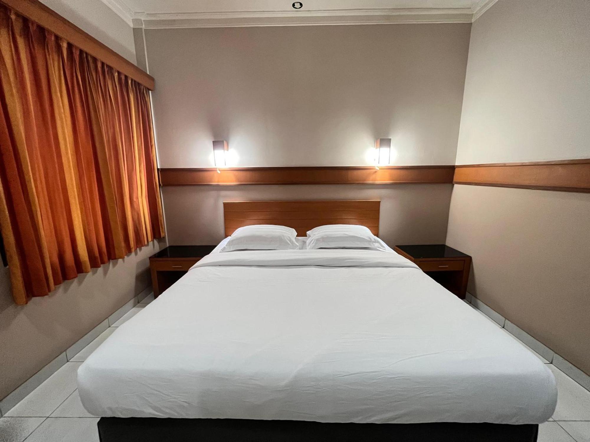 Hotel Caravan Jakarta Buitenkant foto